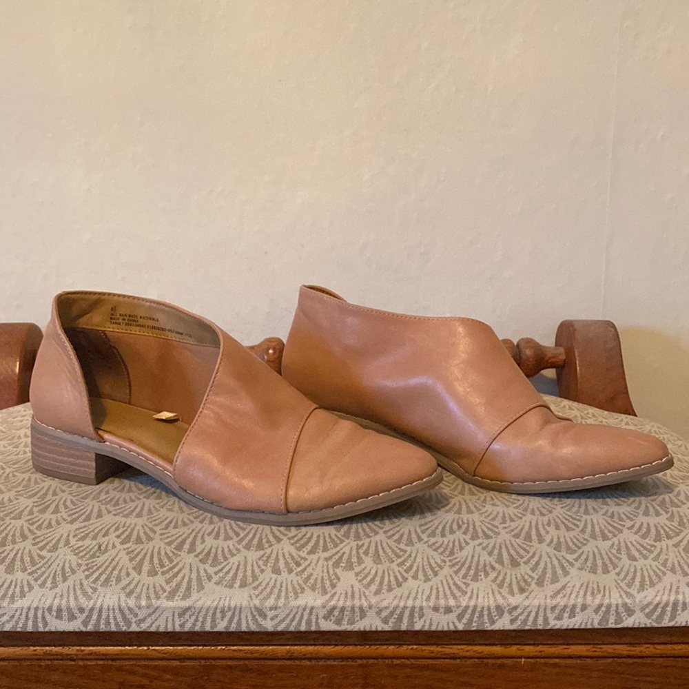 Universal Thread Nude Loafers
